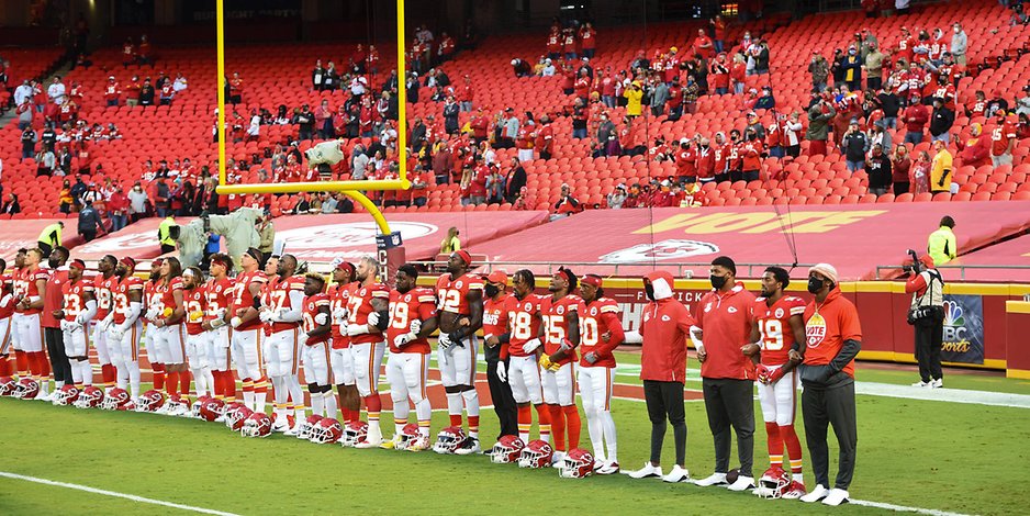 Eklat In Der Nfl Fan Aufstand Bei Protestaktion Gegen Rassismus Und Polizeigewalt Mopo