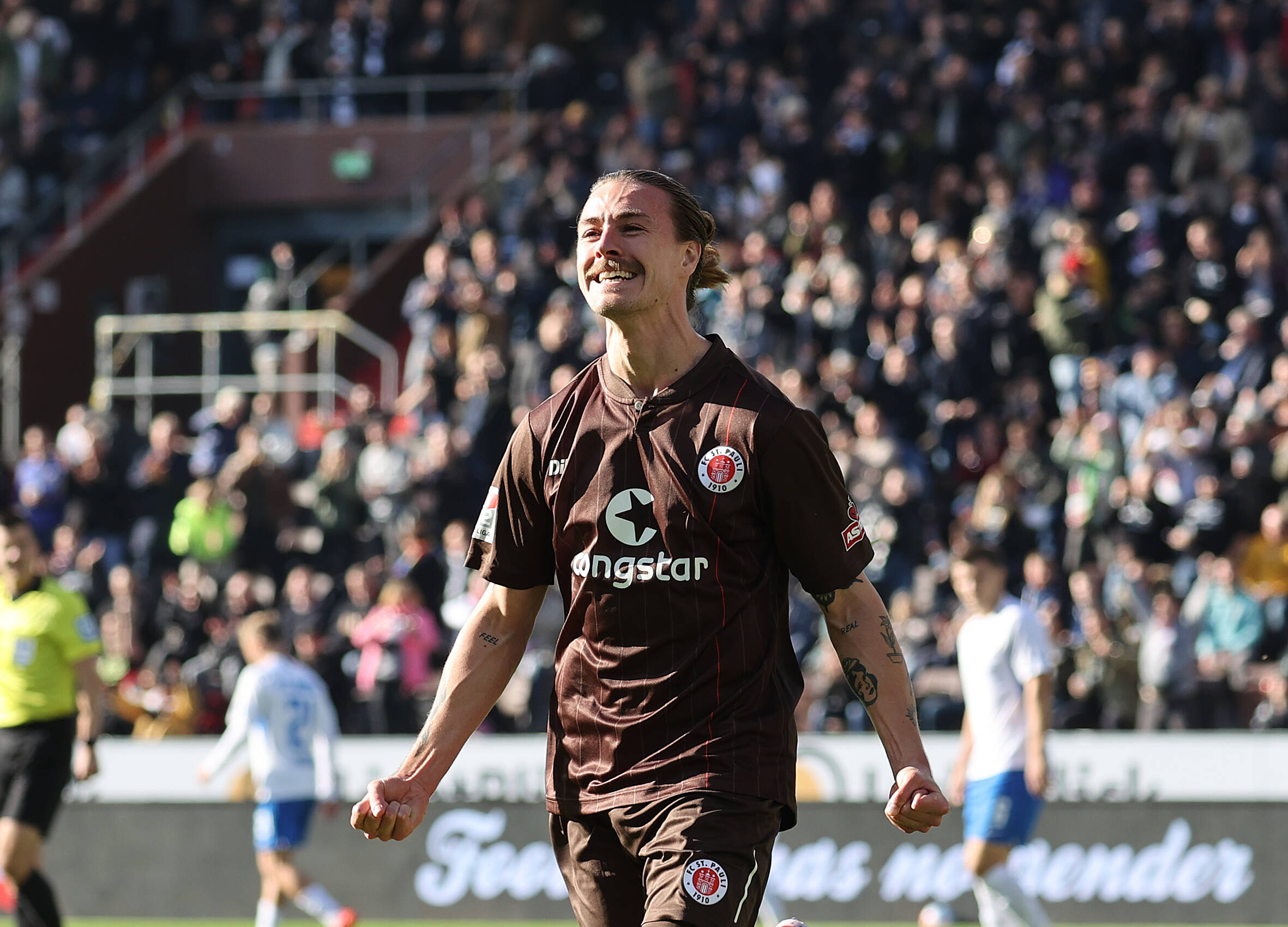 St. Pauli: Jackson Irvine celebrates crazy normal goal premiere